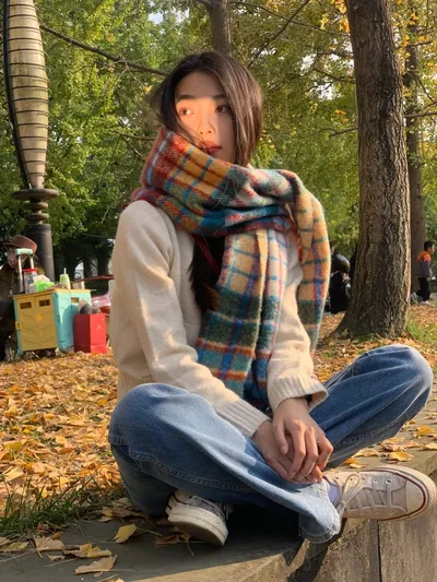 困扰的眼油问题,选择哪款眼霜才合适? 困扰的眼油问题,选择哪款眼霜才合适?
