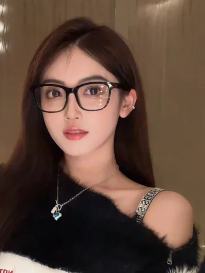 什么样肤质的人用水感美容油会感觉清爽不油腻? 什么样肤质的人用水感美容油会感觉清爽不油腻?